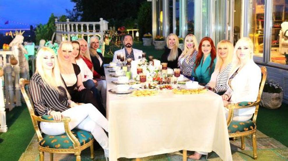 Adnan Hoca Cemaatinden açıklama: Bize operasyon geliyor