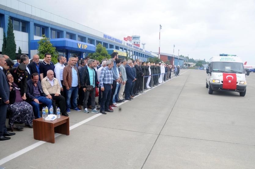 Batmanda şehit olan uzman çavuş Rizede toprağa verildi