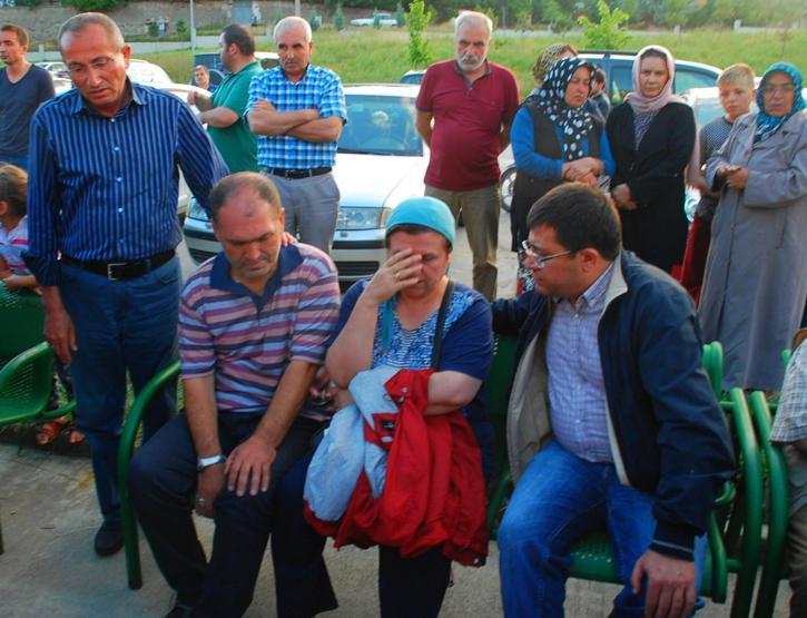PKKlı teröristlerin öldürdüğü Şenay öğretmen Batmandan böyle uğurlandı