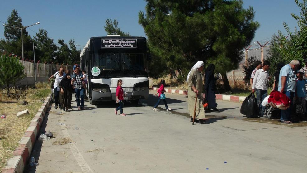Türkiyeye dönen Suriyeli sayısı 27 bini geçti
