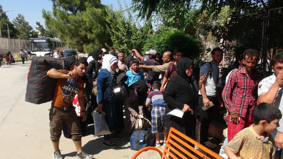 Türkiyeye dönen Suriyeli sayısı 27 bini geçti