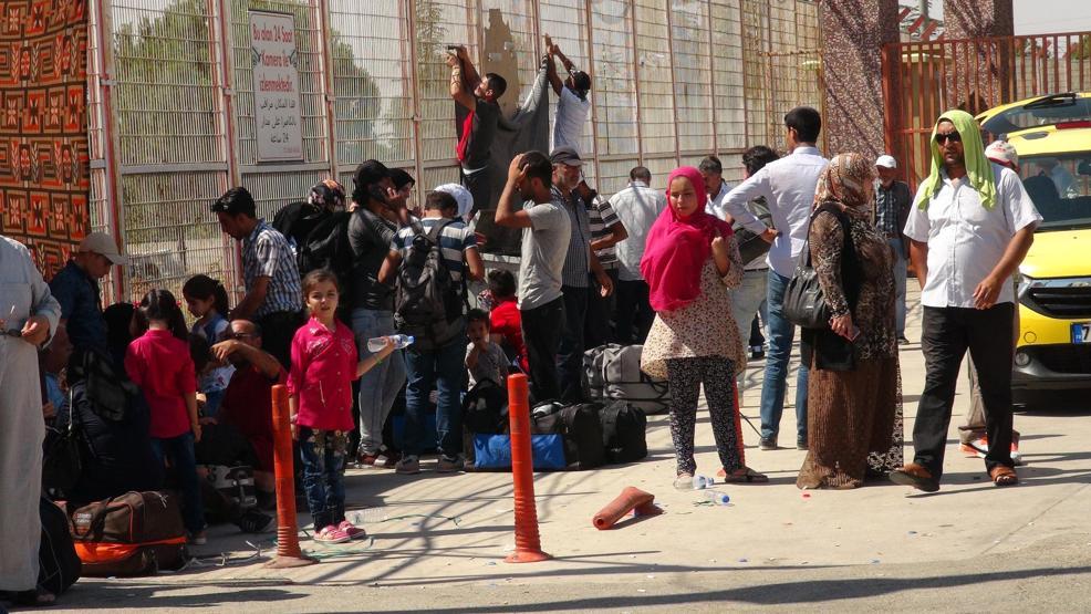 Türkiyeye dönen Suriyeli sayısı 27 bini geçti