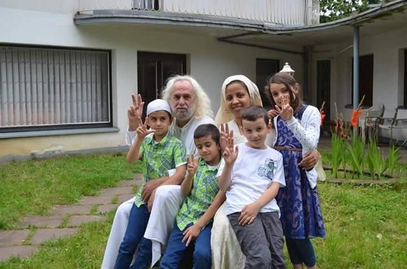 Mesih olduğunu iddia eden Hasan Mezarcı karısını havariye benzetti