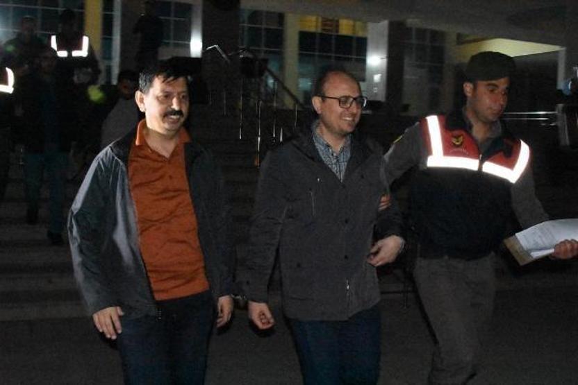 Şike ve Ergenekon hakimleri Yunanistana kaçarken yakalandı