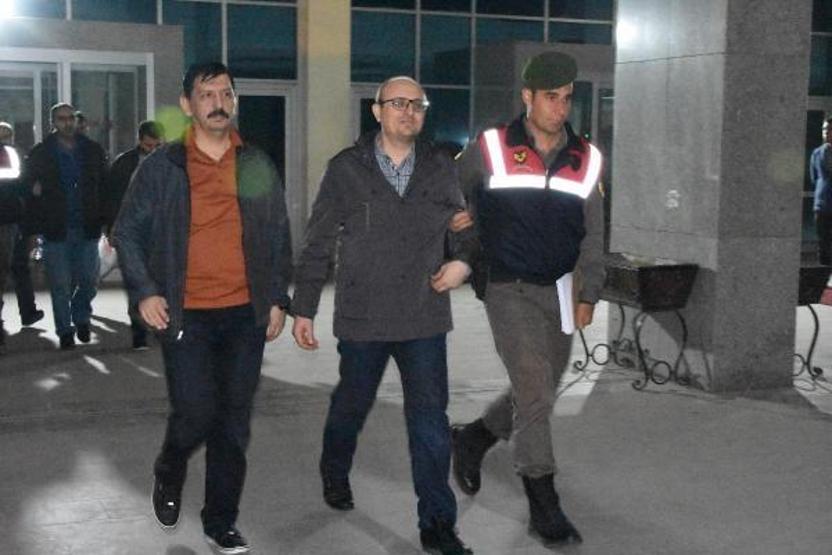 Şike ve Ergenekon hakimleri Yunanistana kaçarken yakalandı
