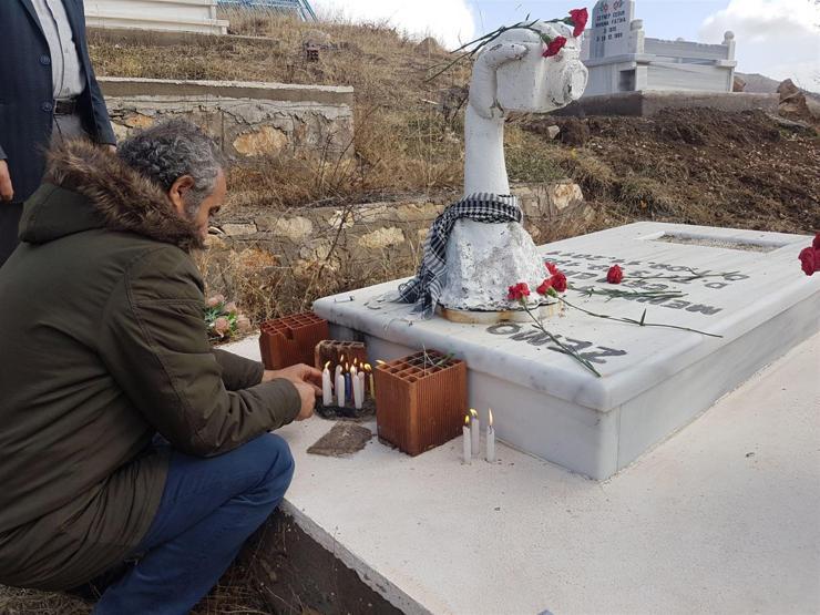 DHA Muhabiri Cem Emir, Tuncelideki mezarı başında anıldı
