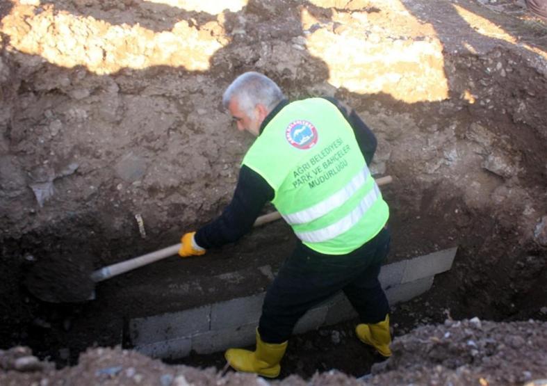 Mezarlar önceden hazırlandı: 250 mezar kazıldı
