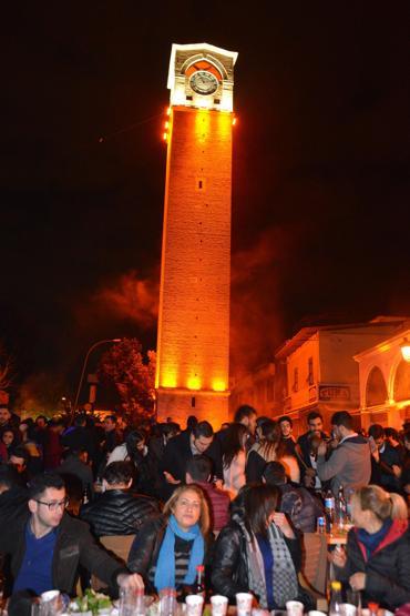 Dün gece Adana...