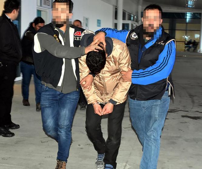 İstanbul 2017de DEAŞın bu saldırılarının kıyısından döndü: 58 operasyon