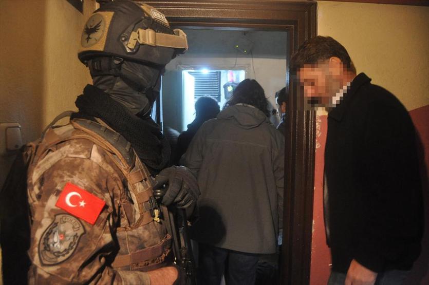 İstanbul 2017de DEAŞın bu saldırılarının kıyısından döndü: 58 operasyon