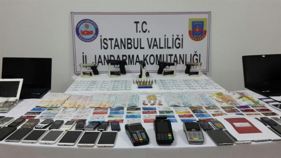 Lüks otomobil vadeden linke tıklayanın banka hesabını boşalttılar