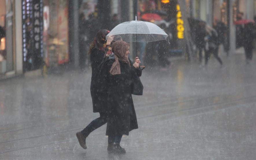 Meteorolojiden İstanbul için art arda uyarı