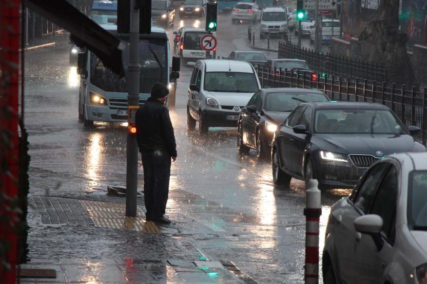 Meteorolojiden İstanbul için art arda uyarı