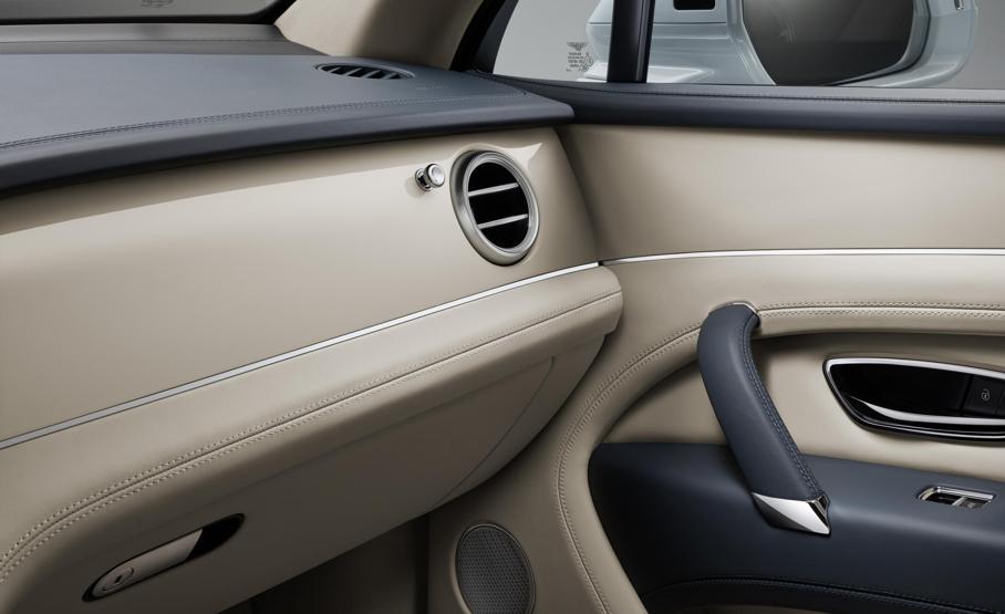2019 Bentley Bentayga Hybrid fotoğrafları