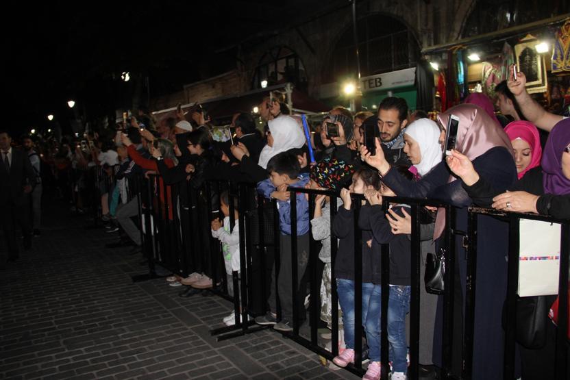 Sultanahmet Meydanında Mehter eşliğinde Baklava Alayı