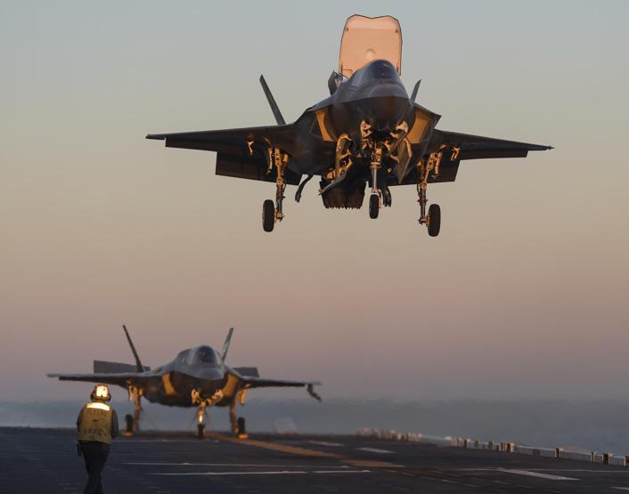 F- 35 uçakları tesliminde nefes kesen hafta