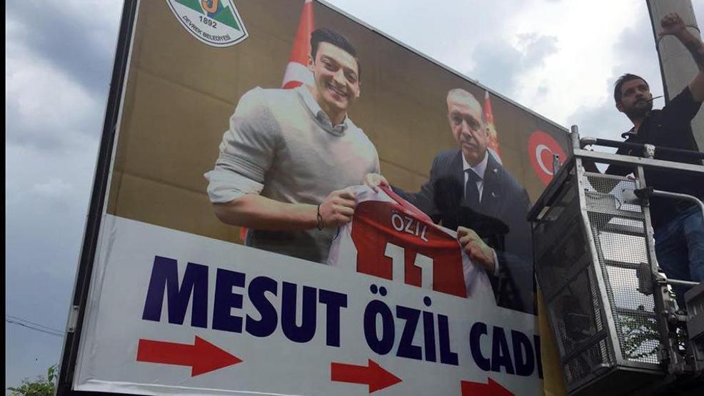Futbolun karanlık yüzü: Irkçılık