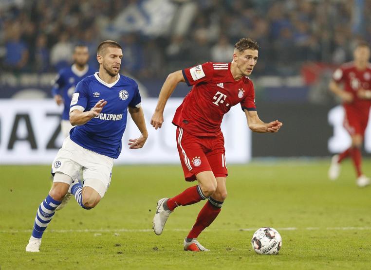 Fenerbah�e'de orta saha transferi i�in 4 y�ld�z aday�! Jose Mourinho, Galatasaray'�n da listesinde bulunan ismi g�z�ne kestirdi...