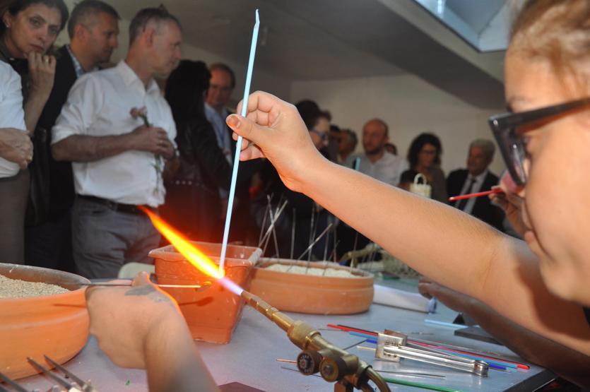 22 ülkenin büyükelçileri Aydını gezdi, efelerle zeybek oynadı