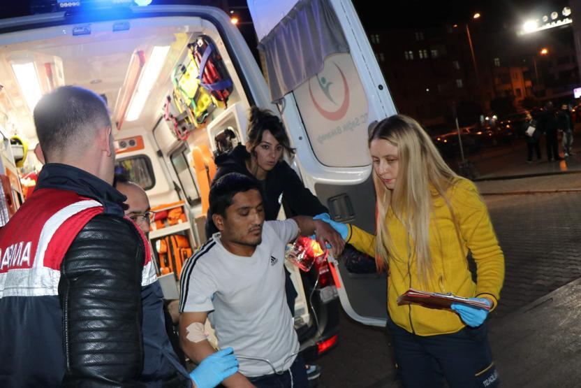 Geri Gönderme Merkezindeki 80 göçmen yemekten zehirlendi