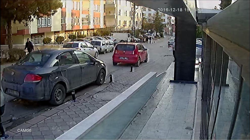 Büyükelçi Karlovu öldüren Altıntaşın yeni görüntüleri ortaya çıktı