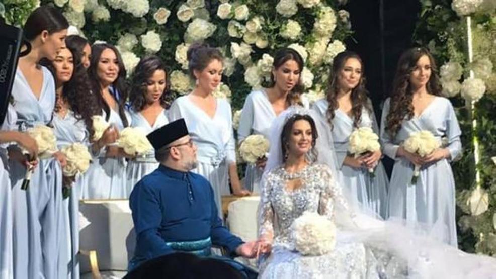 Güzellik kraliçesi, Malezya Kralı ile evlendi