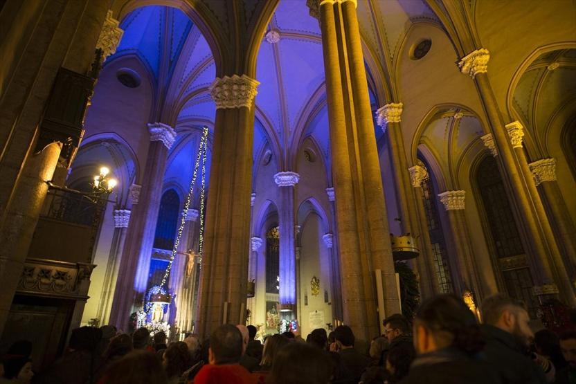 Katolik cemaati Saint Antuanda Noeli kutladı