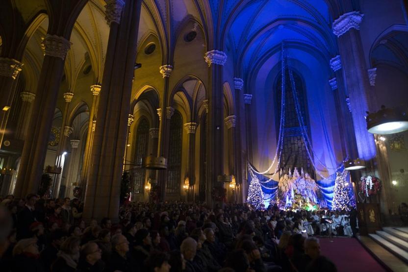 Katolik cemaati Saint Antuanda Noeli kutladı