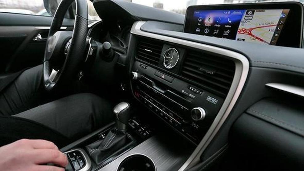 Kampanyalar peş peşe geldi... İşte 100 bin TLnin altındaki sıfır otomobiller
