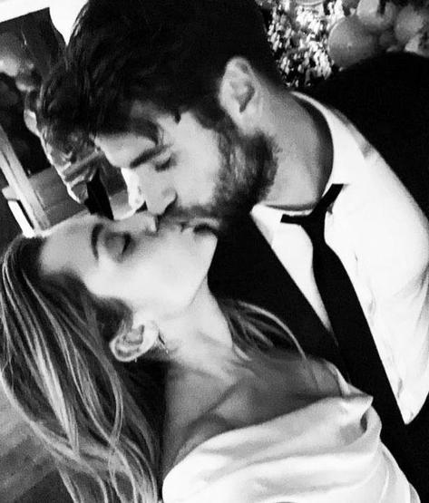 Miley Cyrustan yeni düğün fotoğrafları