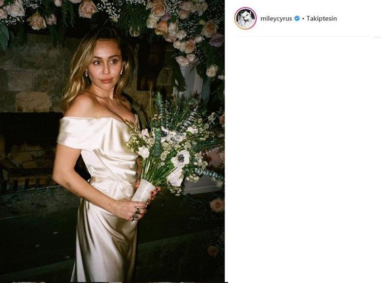 Miley Cyrustan yeni düğün fotoğrafları
