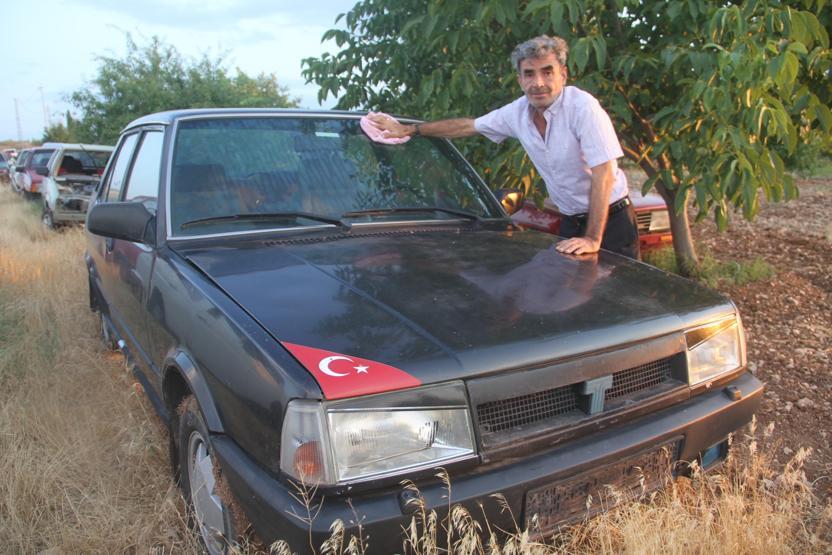 Bir evde 50 araç, gören şaşırıyor