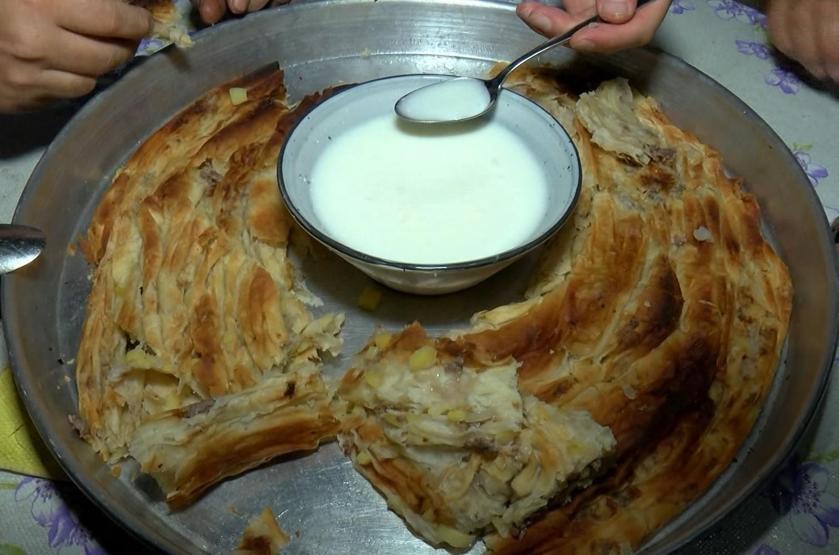 Bu böreği tadan, yemek için bir daha geliyor