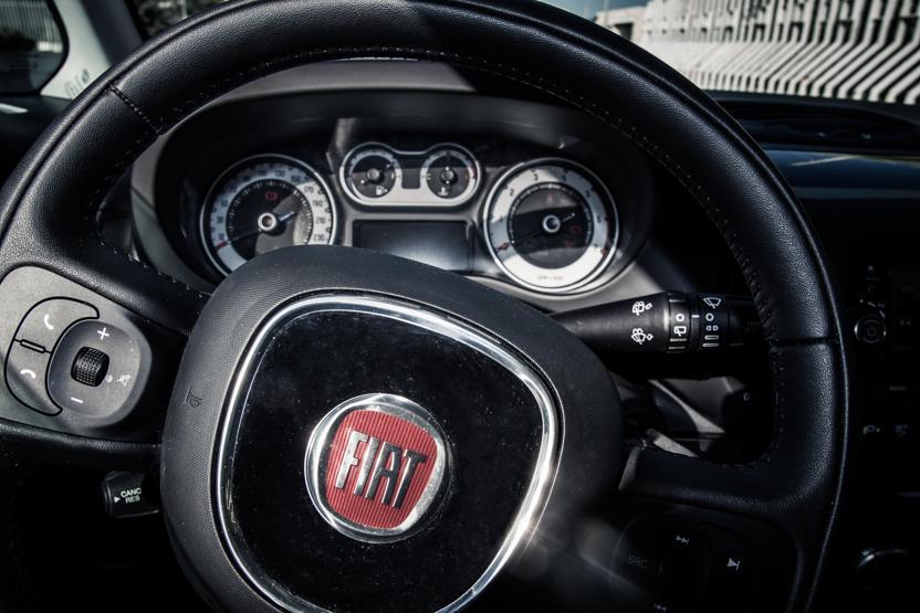 Merakla bekleniyordu Fiat ve Renaultun yeni fiyatları açıkladı