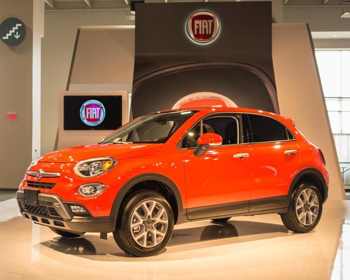 Merakla bekleniyordu Fiat ve Renaultun yeni fiyatları açıkladı