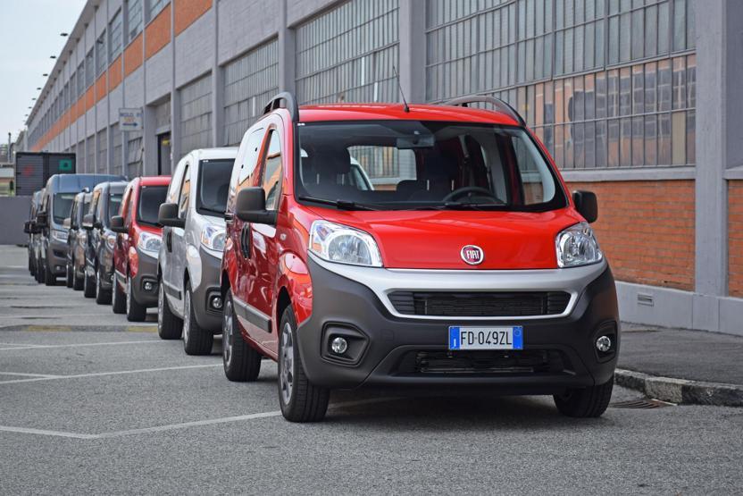 Merakla bekleniyordu Fiat ve Renaultun yeni fiyatları açıkladı