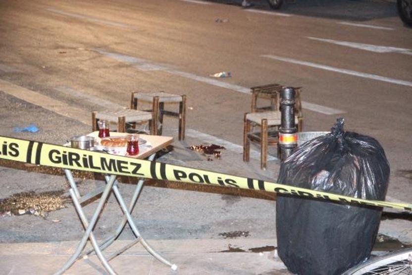 Kız arkadaşına cinsel saldırıda bulunanı vurup, arkadaşını yanlışlıkla yaralamış