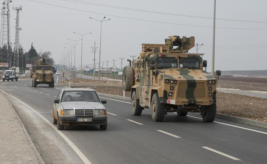 Suriye sınırındaki birliklere beton mevzi sevkiyatı