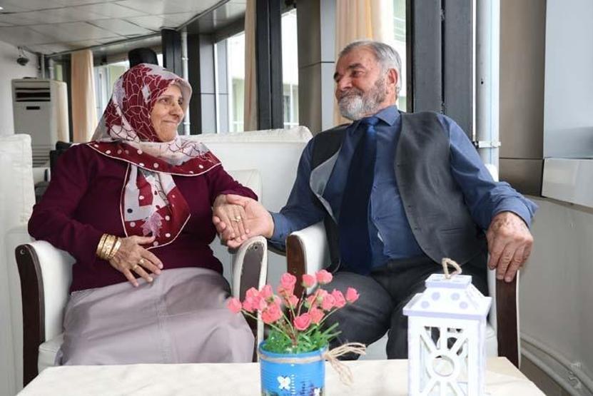 Huzurevinde ikinci baharlarını yaşıyorlar