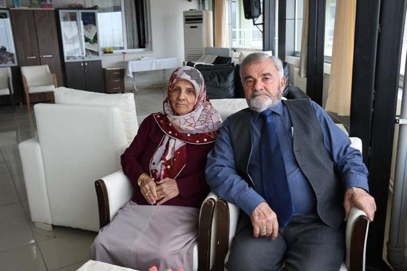 Huzurevinde ikinci baharlarını yaşıyorlar