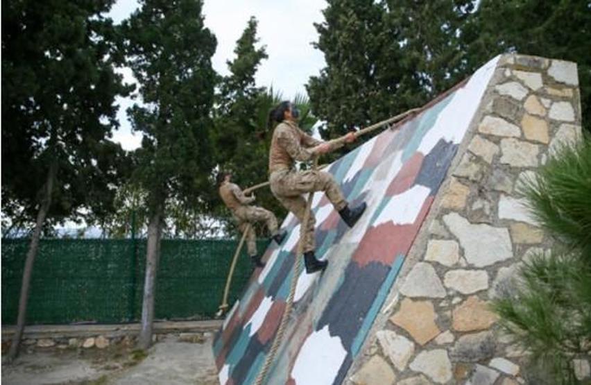 Türkiyenin ilk kadın komando astsubayları göreve hazır