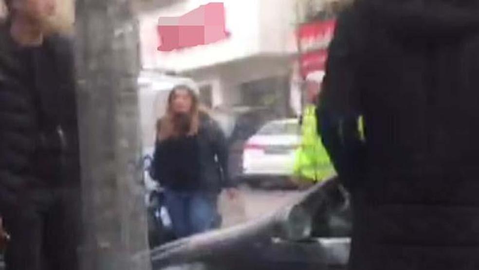 Kadın müşteri çay bahçesinde ortalığı birbirine kattı