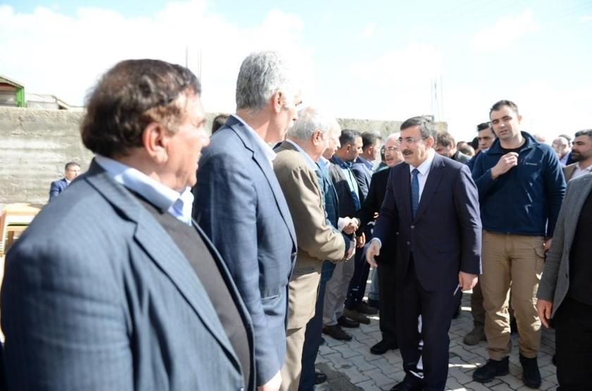 Mardinde husumetli aileler 5 bin kişinin katıldığı yemekle barıştı