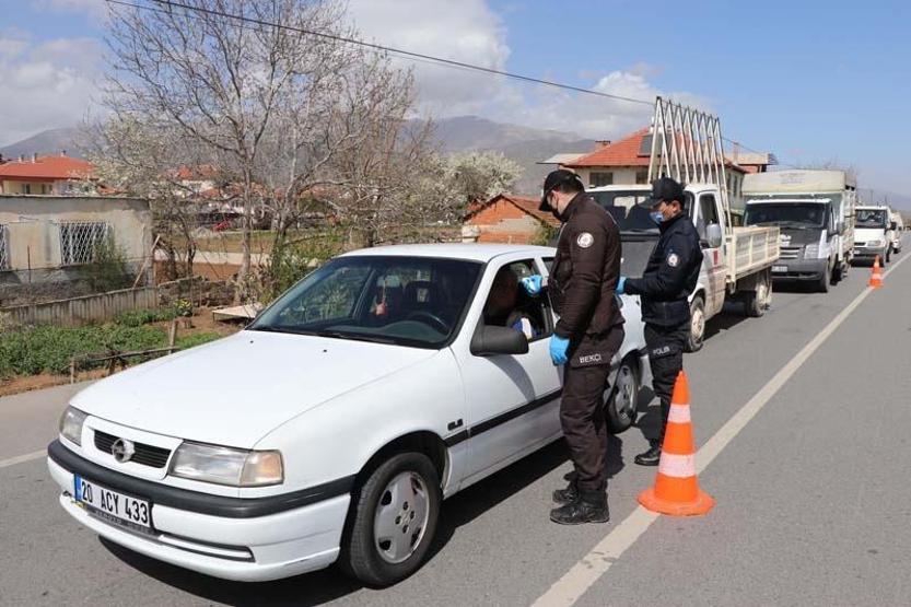Dışarı çıkıp, otostop yapan 20 yaş altındaki Feriştah: Ceza yazın, dedem sağlam