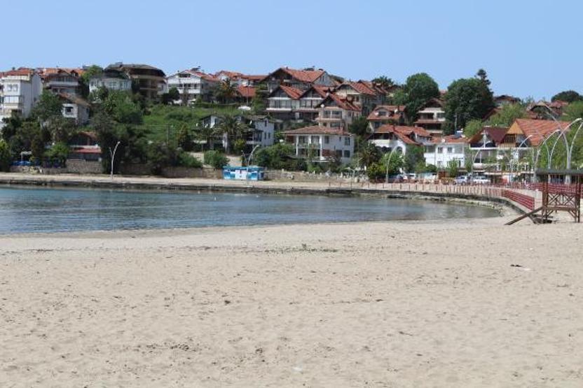 Yazlıkçılar salgın korkusuyla evlerine kapandı