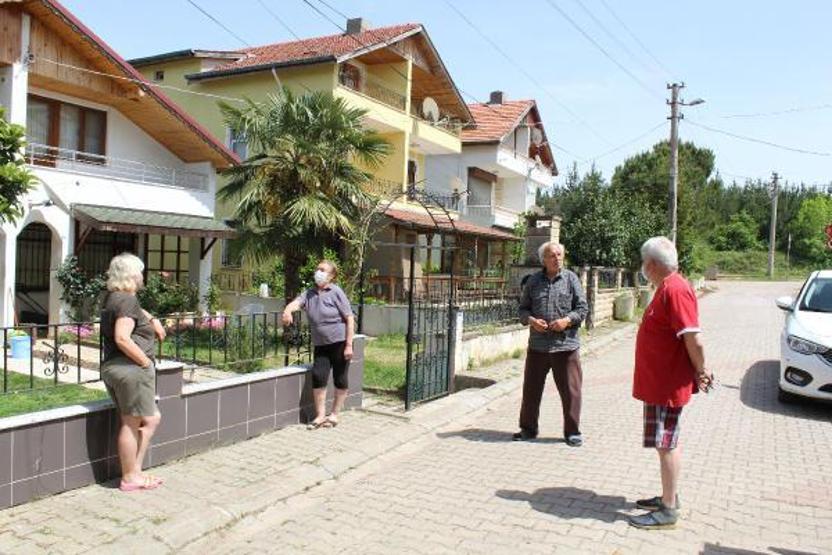 Yazlıkçılar salgın korkusuyla evlerine kapandı