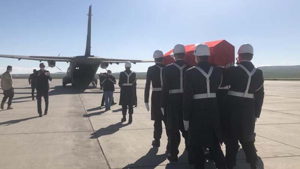 Şehit Yüzbaşı Ferhat Çiftçi, dualarla memleketine uğurlandı