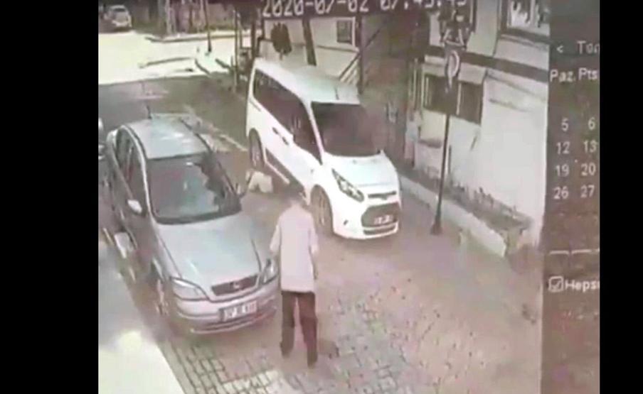 Kan donduran görüntü Emekli öğretmeni ezdi