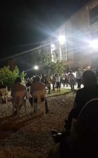 Son dakika... Bakan Koca Bursalıları uyarmıştı Dansözlü iş yeri açılışında koronavirüs unutuldu