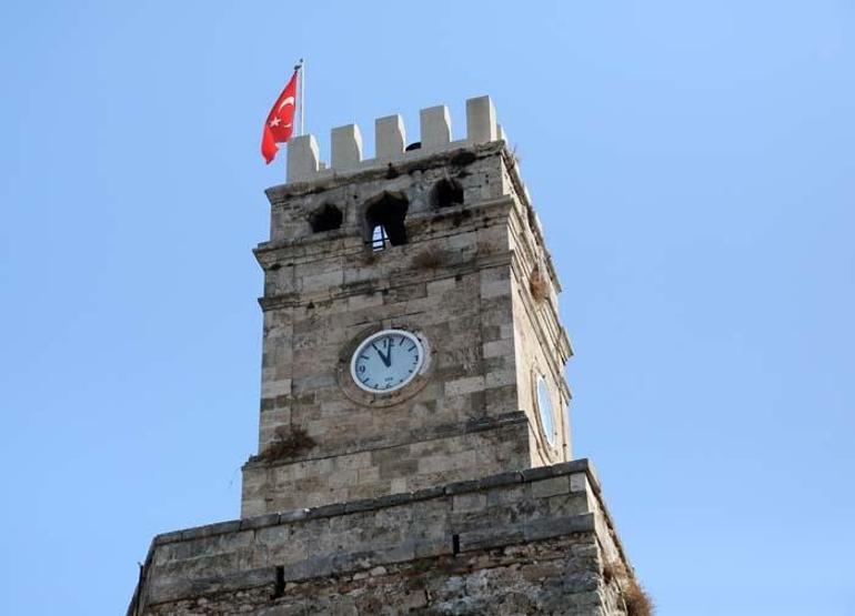 Antalyanın simgesi Saat Kulesine kubbe geliyor